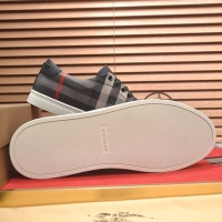 $88.00 USD Burberry Casual Shoes For Men #1243608