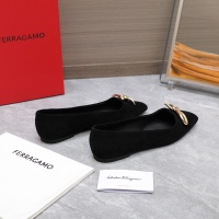 $112.00 USD Salvatore Ferragamo Flat Shoes For Women #1245314