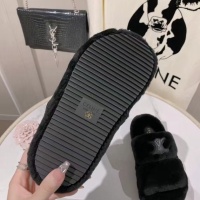 $88.00 USD Celine Slippers For Women #1245352