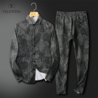 Valentino Tracksuits Long Sleeved For Men #1246439