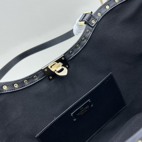 Replica Valentino AAA Quality Shoulder Bags For Women #1247292 $102.00 USD for Wholesale