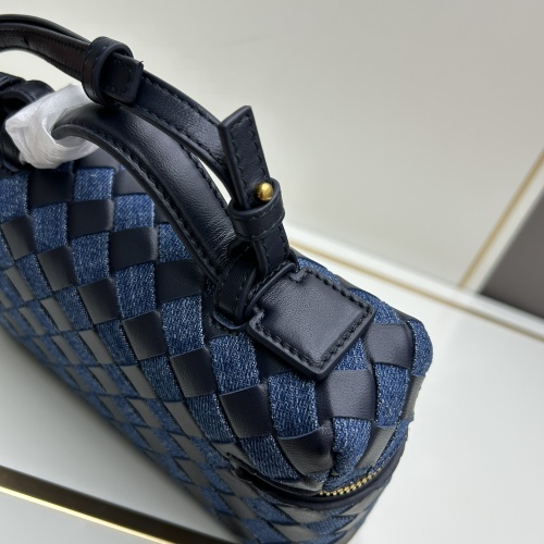 Replica Bottega Veneta BV AAA Quality Messenger Bags For Women #1247422 $162.00 USD for Wholesale