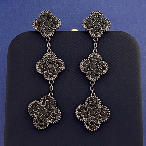 Replica Van Cleef &amp; Arpels Earrings For Women #1251926, $32.00 USD, [ITEM#1251926], Replica Van Cleef &amp; Arpels Earrings outlet from China