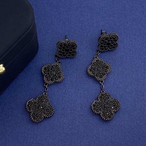 Replica Van Cleef & Arpels Earrings For Women #1251926 $32.00 USD for Wholesale