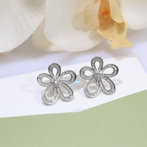 Replica Van Cleef &amp; Arpels Earrings For Women #1251929, $32.00 USD, [ITEM#1251929], Replica Van Cleef &amp; Arpels Earrings outlet from China