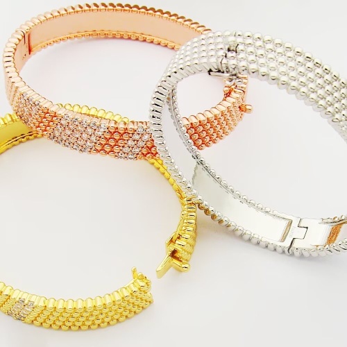 Replica Van Cleef & Arpels Bracelets #1252331 $34.00 USD for Wholesale