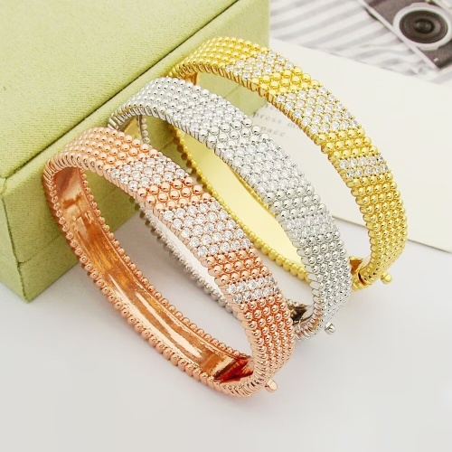 Replica Van Cleef & Arpels Bracelets #1252332 $34.00 USD for Wholesale