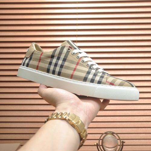 Replica Burberry Casual Shoes For Men #1256509 $88.00 USD for Wholesale