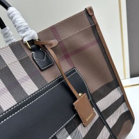 $102.00 USD Burberry AAA Quality Handbags For Women #1248380