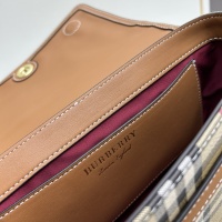 $105.00 USD Burberry AAA Quality Messenger Bags For Women #1248410