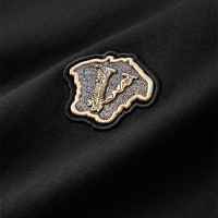 $85.00 USD Versace Tracksuits Long Sleeved For Men #1248865