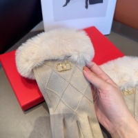 $34.00 USD Valentino Gloves #1249343