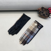 $39.00 USD Burberry Gloves #1249351