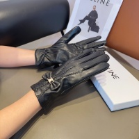 $45.00 USD Celine Gloves For Women #1249447