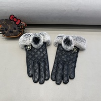 $52.00 USD Celine Gloves For Women #1249501