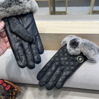 $52.00 USD Celine Gloves For Women #1249501