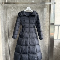 $307.44 USD Moncler Down Feather Coat Long Sleeved For Women #1250987