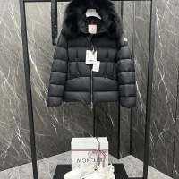 $230.00 USD Moncler Down Feather Coat Long Sleeved For Women #1251266