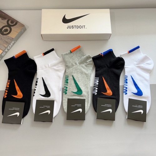 Replica Nike Socks #1261223, $27.00 USD, [ITEM#1261223], Replica Nike Socks outlet from China