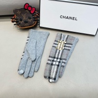 $40.00 USD Burberry Gloves #1260780