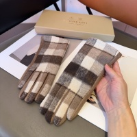 Burberry Gloves #1261044