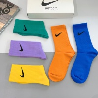 $29.00 USD Nike Socks #1261224