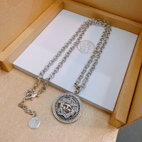 $48.00 USD Versace Necklaces #1261907