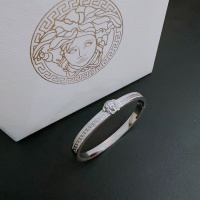 $42.00 USD Versace Bracelets #1262375