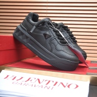 $118.00 USD Valentino Casual Shoes For Men #1266227