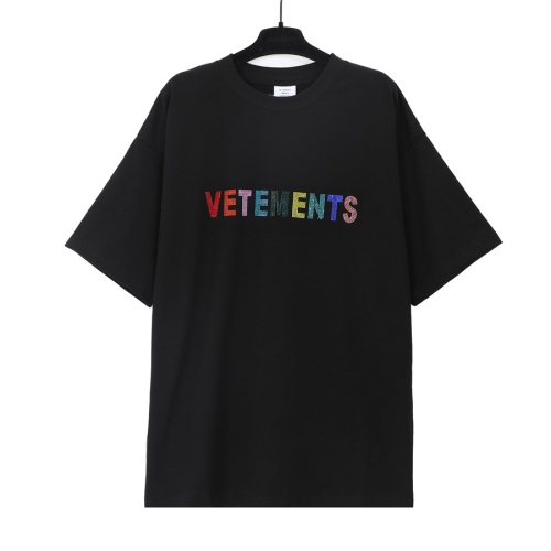 Replica VETEMENTS T-Shirts Short Sleeved For Unisex #1268261, $32.00 USD, [ITEM#1268261], Replica VETEMENTS T-Shirts outlet from China