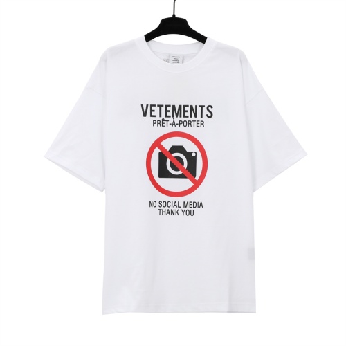 Replica VETEMENTS T-Shirts Short Sleeved For Unisex #1268269, $29.00 USD, [ITEM#1268269], Replica VETEMENTS T-Shirts outlet from China