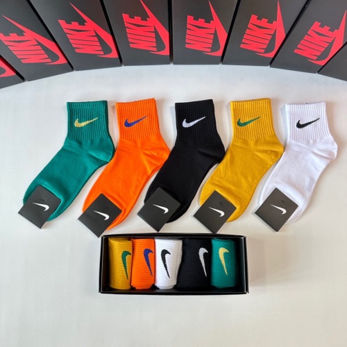 Replica Nike Socks #1269734, $25.00 USD, [ITEM#1269734], Replica Nike Socks outlet from China