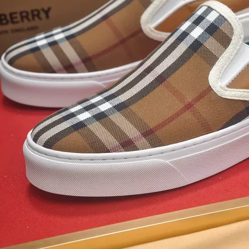 Replica Burberry Casual Shoes For Men #1274525 $76.00 USD for Wholesale