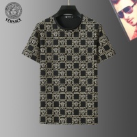 $29.00 USD Versace T-Shirts Short Sleeved For Men #1267911