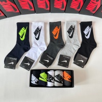 $27.00 USD Nike Socks #1269746