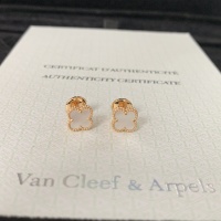 $45.00 USD Van Cleef & Arpels Earrings For Women #1269985