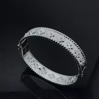 $56.00 USD Van Cleef & Arpels Bracelets #1270670