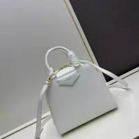 $112.00 USD Givenchy AAA Quality Handbags For Women #1272797