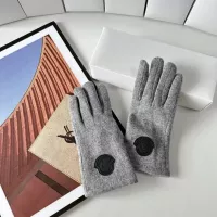 $32.00 USD Moncler Gloves #1272977