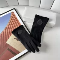 $32.00 USD Moncler Gloves #1272978