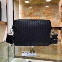 $158.00 USD Bottega Veneta AAA Man Messenger Bags #1273876