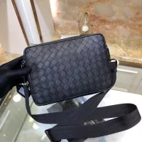 Bottega Veneta AAA Man Messenger Bags #1273877