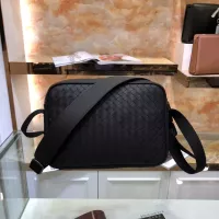 $160.00 USD Bottega Veneta AAA Man Messenger Bags #1273885