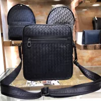 $170.00 USD Bottega Veneta AAA Man Messenger Bags #1273891