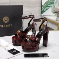 $132.00 USD Versace Sandal For Women #1275371