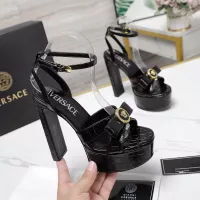 $132.00 USD Versace Sandal For Women #1275372