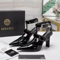 $122.00 USD Versace Sandal For Women #1275376