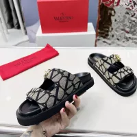 $85.00 USD Valentino Slippers For Women #1275615