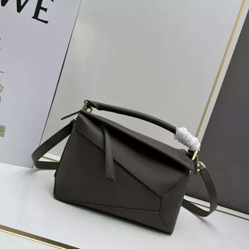 LOEWE AAA Quality Messenger Bags For Women #1276251