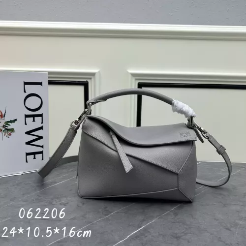 LOEWE AAA Quality Messenger Bags For Women #1276253